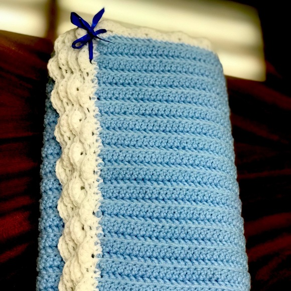 Handmade Crochet Nursing Blanket - Picture 4 of 4